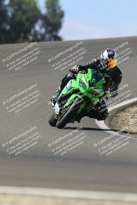 media/Sep-21-2025-TrackDaz (Sun) [[277c75b276]]/B Group/1220pm (Turn 2)/